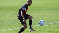 Foto: Pedro H. Tesch/AGIF - Dudu completa 100 jogos contra o Iporá