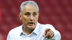 Foto: Pedro H. Tesch/AGIF - Tite ainda analisa as melhores opções ao Brasil.