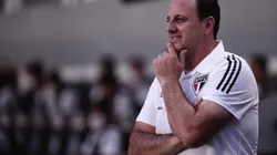 Ettore Chiereguini/AGIF. Rogério expôs a baixa estatura do time como um problema para efetividade de algumas jogadas em campo.