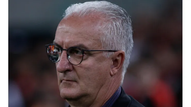 - Sormani o coloca como técnico ideal para a equipe