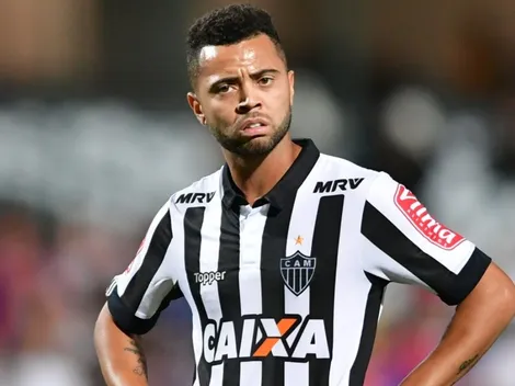 VEM CHAPÉU! Rafael Carioca fica para trás e Botafogo monitora meia de US$ 5 milhões