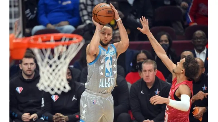 Foto: Kyle Terada-USA TODAY Sports - Stephen Curry estava com a mão calibrada.