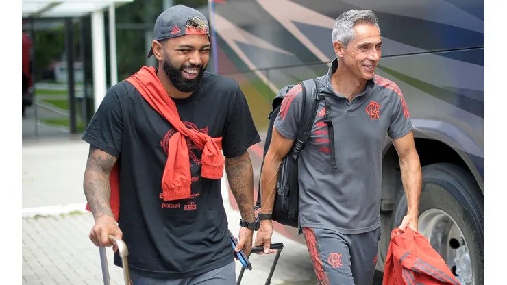 Foto: Flickr Oficial CR Flamengo/Marcelo Cortes | Paulo Sousa aprova chegada de titular do Athletico ao Flamengo