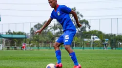 Arthur Nascimento subiu para os profissionais do São Caetano (Foto: São Caetano)