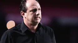 Foto: Ettore Chiereguini/AGIF - São Paulo de Rogério Ceni está atrás de São Bernardo de Paulinho Moccelin, alvo do Vasco para Série B