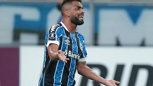 Foto: Fernando Alves/AGIF - Maicon foi anunciado por sua nova equipe neste sábado