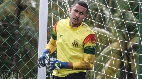 Foto: (Flickr Oficial Sampaio Corrêa/Ronald Felipe/Sampaio Corrêa) - Gabriel Batista ganhou mais um companheiro ex-Flamengo no Sampaio Corrêa