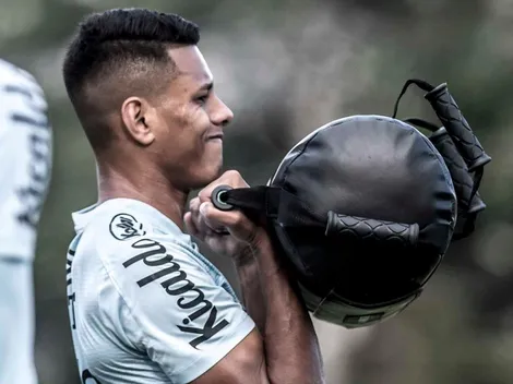 Santos acena troca de jogadores por Maicon e expõe nomes