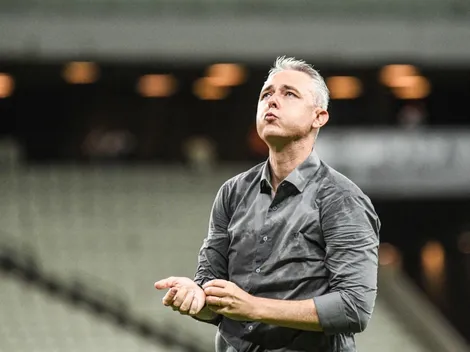 Tiago Nunes diz “sim” e Ceará faz sondagem por atacante do Athletico
