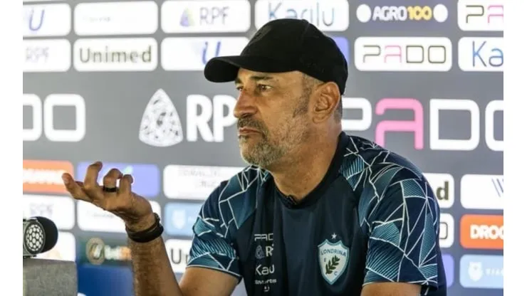 Ricardo Chicarelli/Londrina EC - Vinícius Eutrópio técnico do Londrina