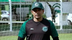 Foto: (Site Oficial Goiás/Rosiron Rodrigues/Goiás EC) - Glauber Ramos concedeu entrevista coletiva pós-jogo no Goiás nesta quinta (17)