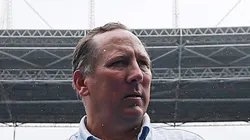 - O empresário está preoucpado em como essas ausências podem prejudicar o desempenho da equipe