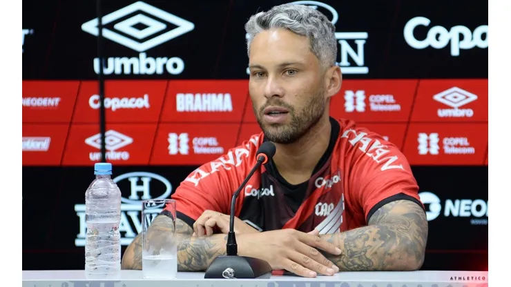 Foto: Gustavo Oliveira/athletico.com.br/Divulgação - Marlos: ainda não estreou com a camisa do Athletico