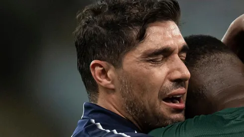 Abel não fica em silêncio e responde se vai deixar o Palmeiras