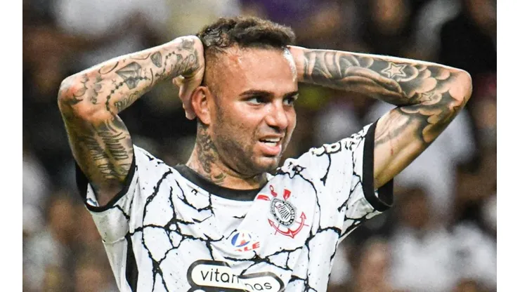 Foto: Kely Pereira/AGIF - Luan segue em baixa no Corinthians.