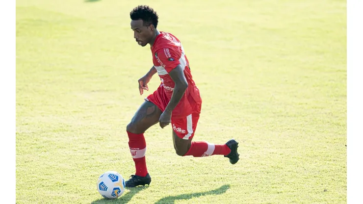 Foto: Jorge Rodrigues/AGIF | Guilherme Romão vive momento importante no CRB