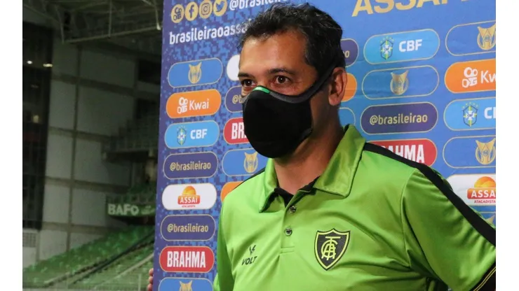 Foto: Fernando Moreno/AGIF | Marquinhos Santos está focado agora na partida pela Libertadores
