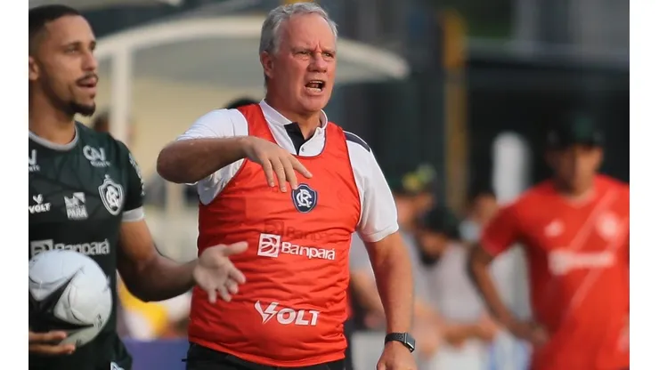 Fernando Torres/AGIF - Paulo prepara o time para enfrentar o Bragantino/PA
