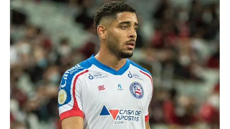 Foto: Robson Mafra/AGIF - Matheus Bahia reforça o Esquadrão de Aço para a partida desta noite