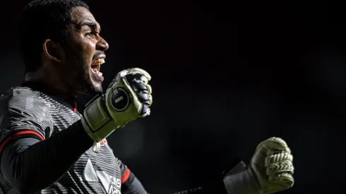 Foto: Thiago Ribeiro/AGIF - Lucas Arcanjo não demonstra preocupação em sondagem do Vitória em um novo goleiro