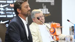 Foto: Rodrigo Coca/Ag. Corinthians | Duílio é avisado sobre nome que conselheiros do Corinthians querem no comando