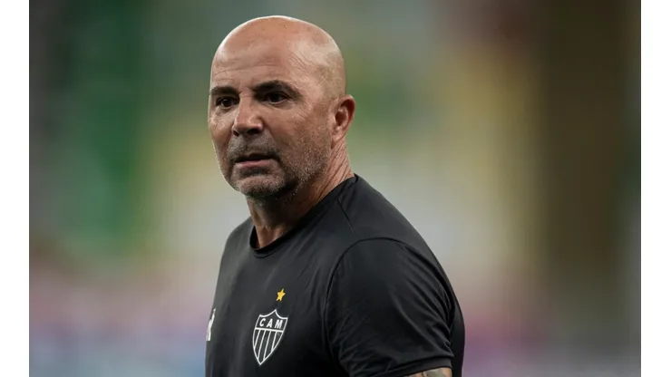 Foto: Jorge Rodrigues/AGIF - Duilio lembrou o desempenho de Sampaoli no Brasil.