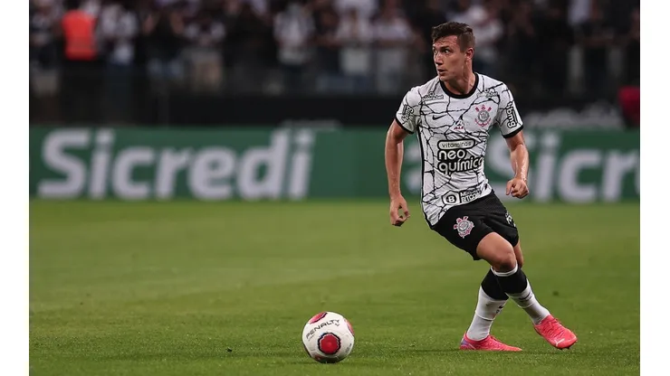 Ettore Chiereguini/AGIF - Piton, joia do Corinthians, é alvo do futebol italiano