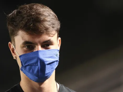 Dívida de R$ 489 mil vira assunto na Vila e Rueda expõe futuro de Zanocelo no Santos