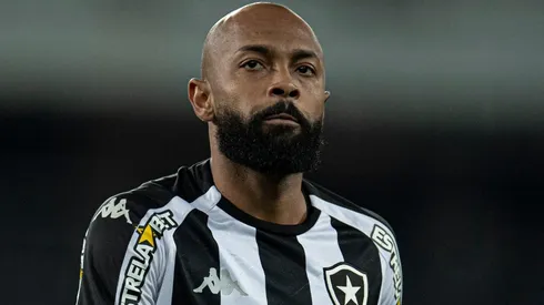 - O meia abriu mão de parte das férias para acelerar o processo de recuperação