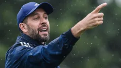 - O técnico está colocando jogadores mais jovens no elenco nesse início de temporada