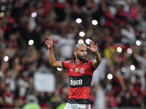 Thiago Maia corta a perna em treino, tem tíbia exposta e vira desfalque no Flamengo