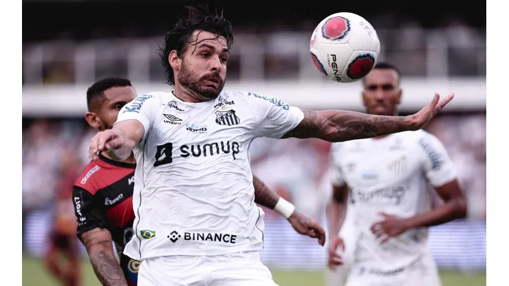 Foto: Ettore Chiereguini/AGIF - Ricardo Goulart em ação pelo Santos