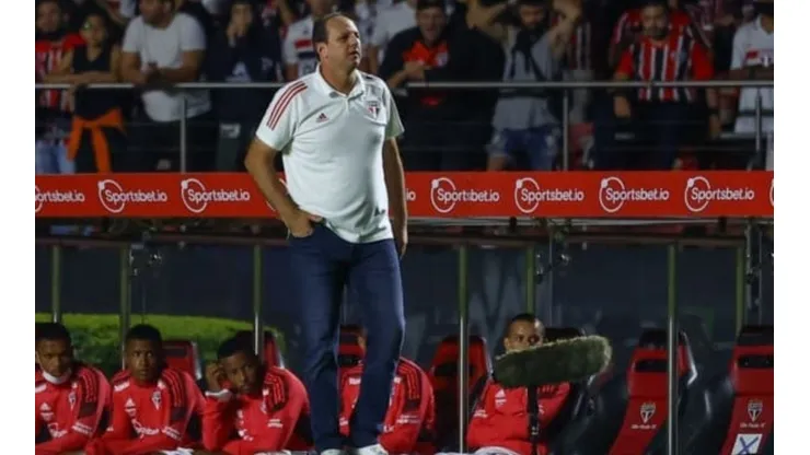 Marcello Zambrana/AGIF/ Rogério Ceni em campo pelo São Paulo.