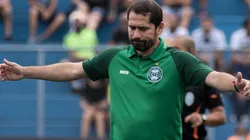 Foto: Robson Mafra/AGIF - Morínigo: reclamou da arbitragem após tropeço em casa do Coritiba