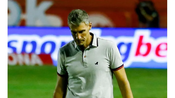 Foto: (Rafael Vieira/AGIF) - Juan Pablo Vojvoda foi notificado que uma equipe brasileira deseja contratar um de seus destaques no Fortaleza