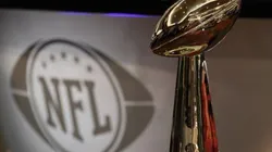 Foto: Getty Images - Troféu Vince Lombardi, entregue ao vnecedor do Super Bowl