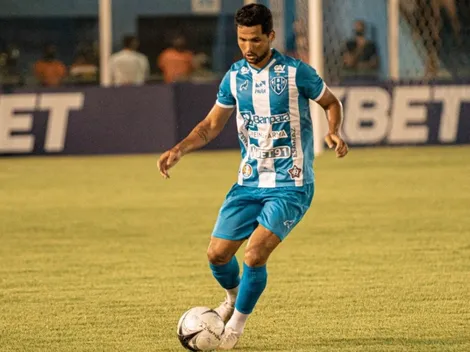 Igor Carvalho celebra mais uma assistência e campanha do Paysandu no Paraense