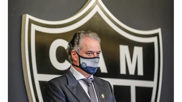 Sérgio Coelho aprova e Atlético encaminha venda de atacante cria da base para time da Hungria