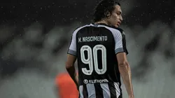 Foto: (Jorge Rodrigues/AGIF) - Matheus Nascimento é um dos desfalques do Botafogo para o clássico deste domingo (13)