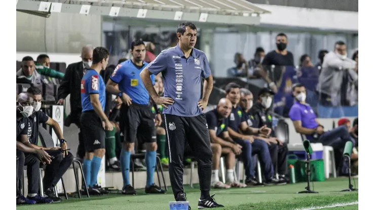 Foto: Guilherme Drovas/AGIF - Carille tem desfalques para encarar o Ituano neste domingo