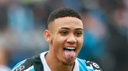 Gustavo Nunes comemora gol pelo Imortal e ganha elogios na web.