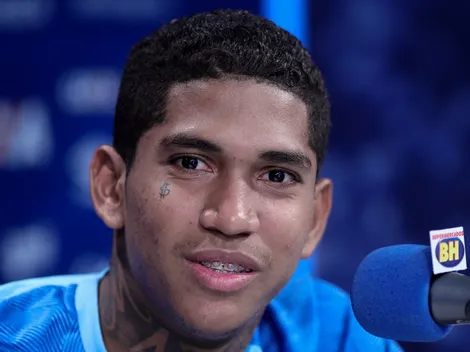 Após relato de alcoolismo e drogas, Raniel exalta apoio do Cruzeiro: “Quantos acreditariam?"