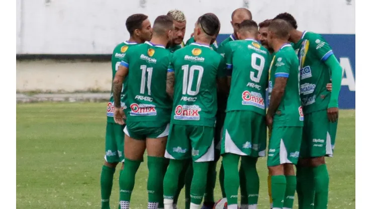 Foto: Rafael Vieira/AGIF - Evandro Guimarães não é mais técnico do Altos
