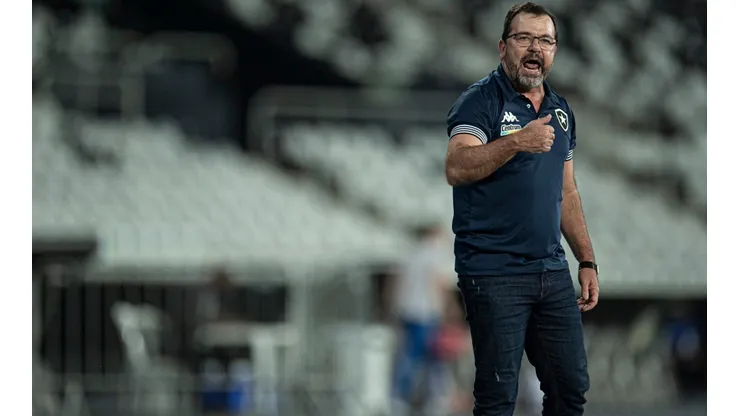 Foto: Jorge Rodrigues/AGIF | Enderson é demitido do Botafogo
