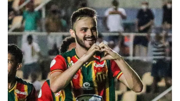 Foto: (Iury Oliveira/Sampaio Corrêa) - Gabriel Poveda marcou dois gols em seu jogo de estreia pelo Sampaio Corrêa