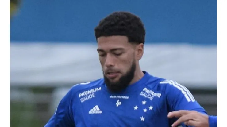 - O jogador prometeu maior consistência da equipe para a temporada