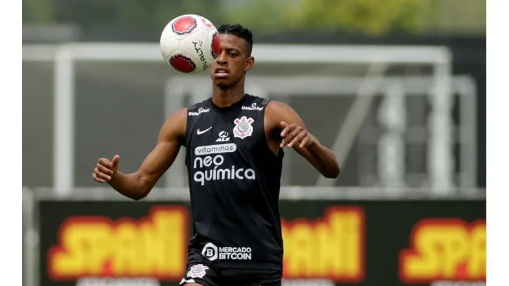 Foto: Rodrigo Coca/Ag. Corinthians - Bambu foi multado pelo Corinthians por atos de indisciplina e tem permanência em xeque
