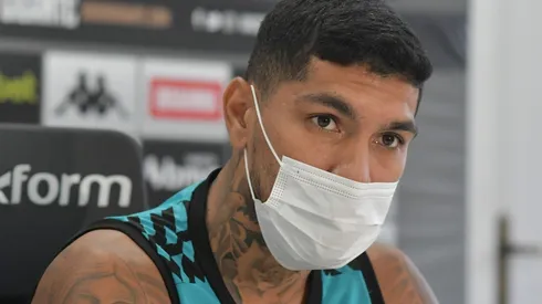 Foto: Thiago Ribeiro/AGIF | Vasco não para em Yuri e tem reunião com mais um volante