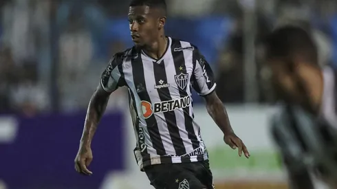 Foto: Pedro Souza / Atlético / Divulgação - Tchê Tchê: futuro indefinido no Galo