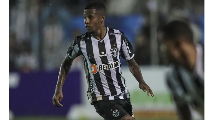 Foto: Pedro Souza / Atlético / Divulgação - Tchê Tchê: futuro indefinido no Galo